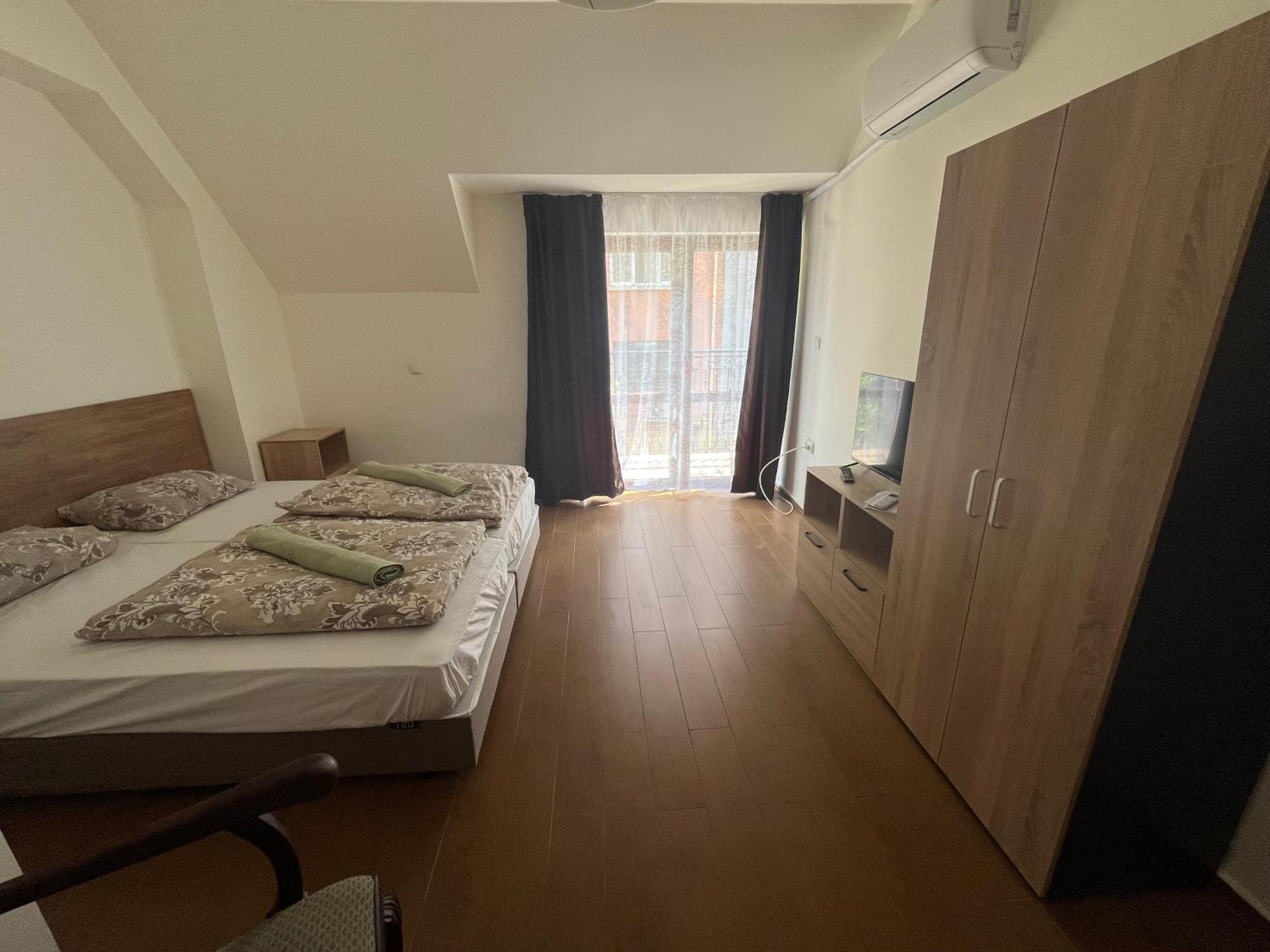 En-Suite Rooms: Novа Guesthouse In Sofia Center Dış mekan fotoğraf