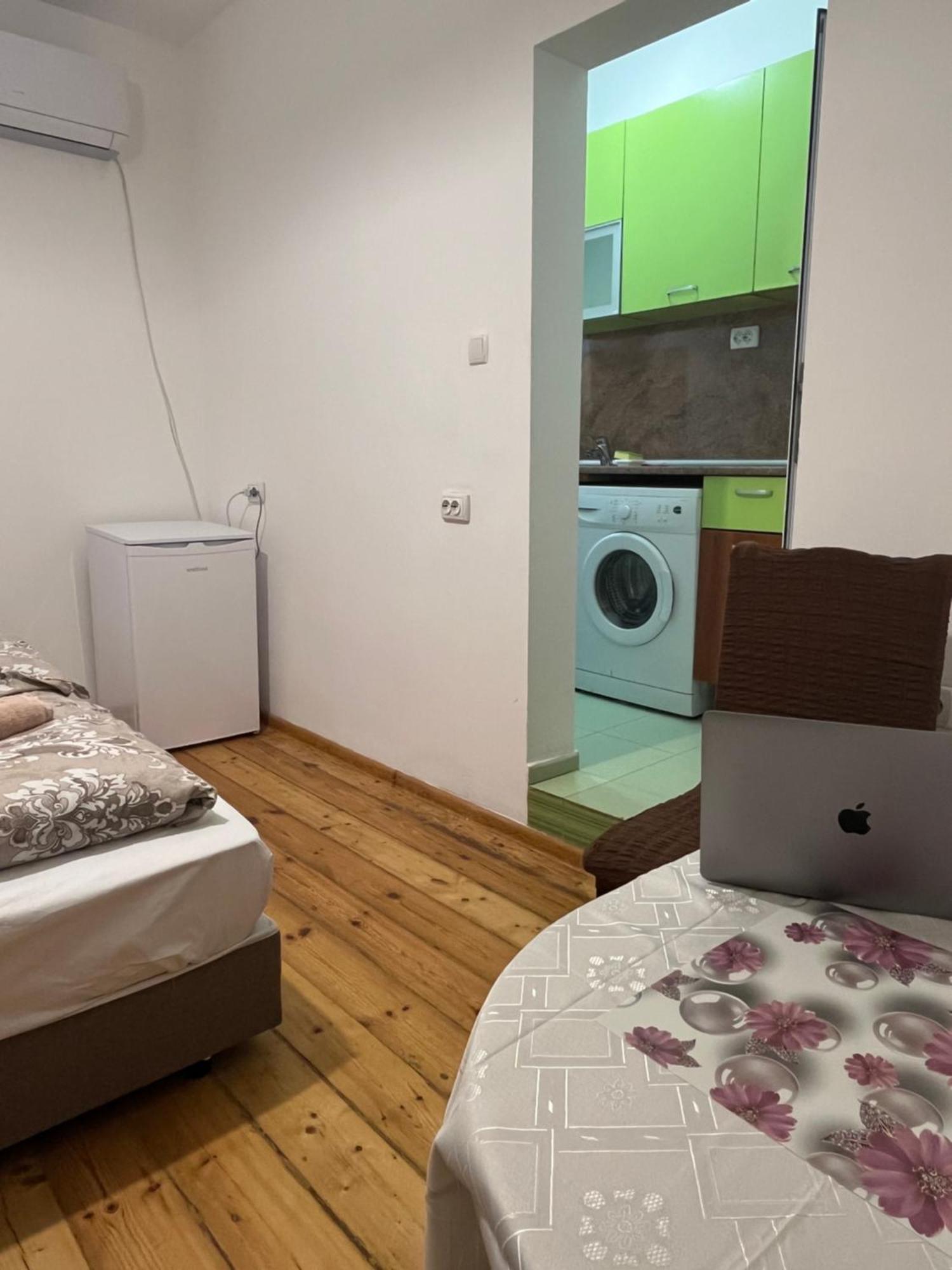 En-Suite Rooms: Novа Guesthouse In Sofia Center Dış mekan fotoğraf