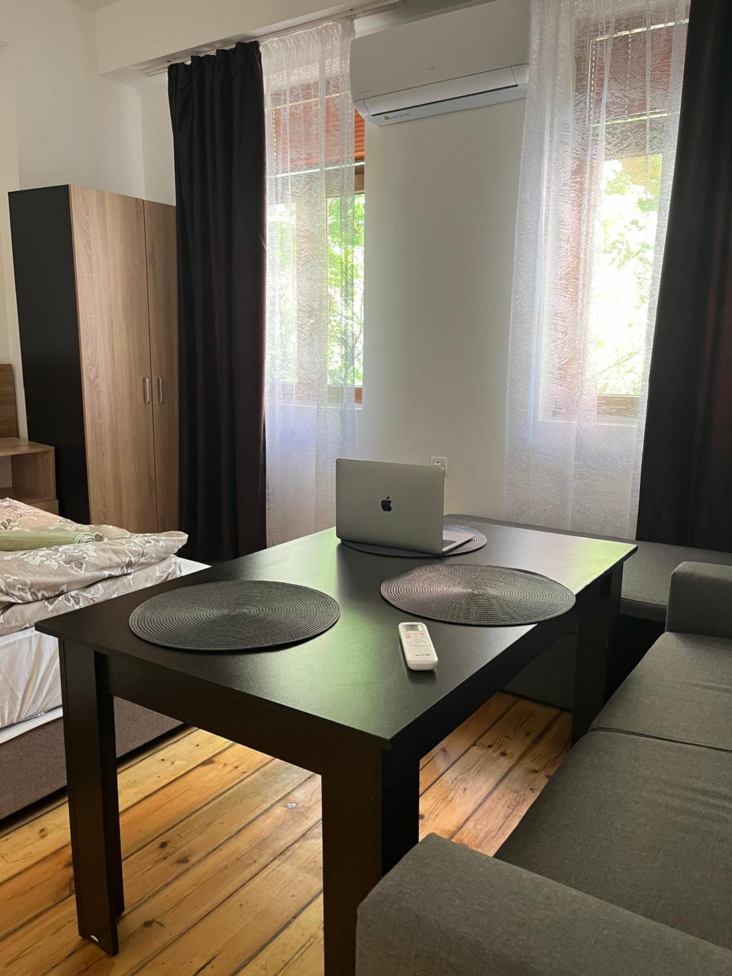 En-Suite Rooms: Novа Guesthouse In Sofia Center Dış mekan fotoğraf